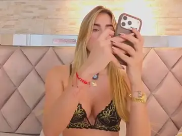 Stripchat Adult Webcam of maryy_campbell_