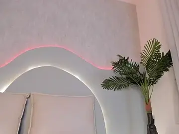 Stripchat Live Porn of CannelaSmith