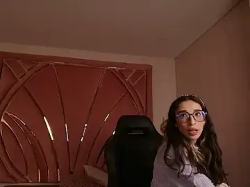 Stripchat Watch Live Sex Cams of Emilia_Bons