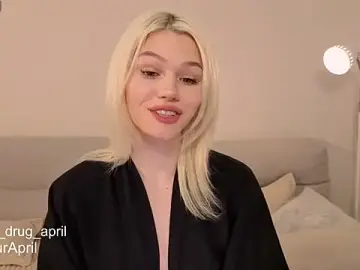 Stripchat Live Porn of MyApril