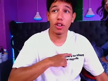 Stripchat Adult Webcam of RyanPricee