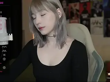 Stripchat Free Porn Cam of Traharaa