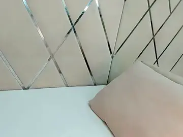 Stripchat Live Sex Cam of CarolBarker