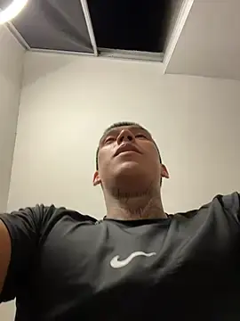 Stripchat Nude Webcam of sendfer