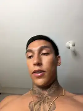 Stripchat Sex Cam of sendfer