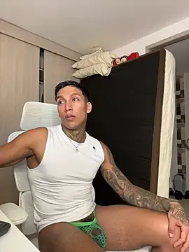 Stripchat Live Sex Cam of sendfer