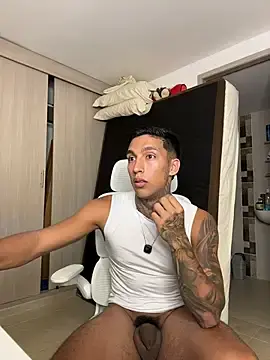 Stripchat Best Webcam of sendfer