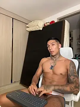 Stripchat Sex Cam of sendfer
