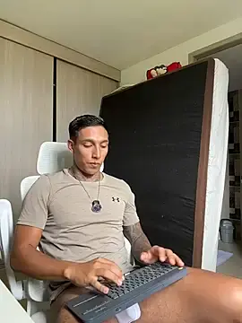 Stripchat Adult Webcam of sendfer