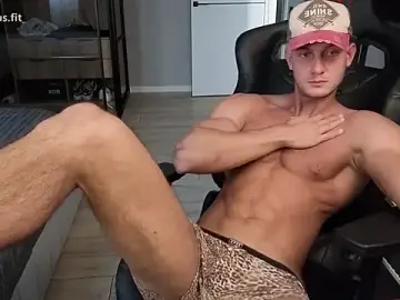 Stripchat Live Sex Cam of Richard_mils