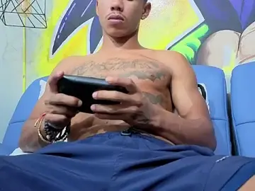 Stripchat Free Live Porn of scarce_candy69