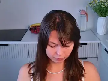 Stripchat Free Porn Cam of EllaCanny