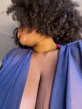 Stripchat Sex Cam of Boneca25