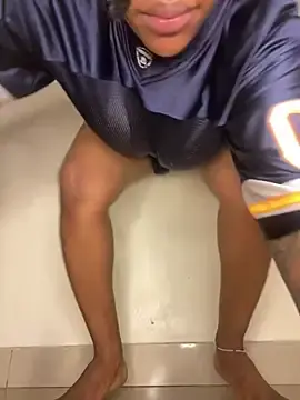 Stripchat Best live sex cam show of Boneca25