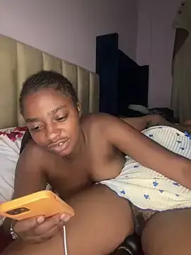 Stripchat Adult Webcams of BonnyMolhada