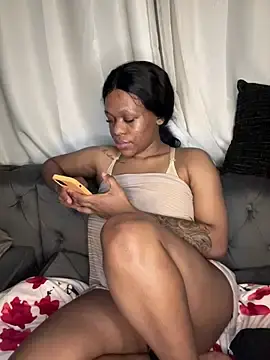 Stripchat Free Porn Cam of BonnyMolhada