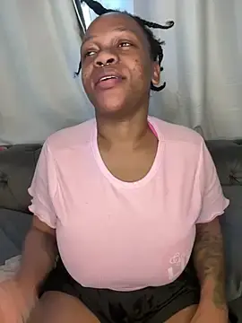 Stripchat Free Live Porn of BonnyMolhada