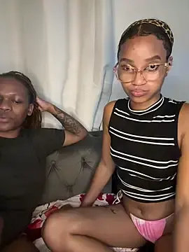 Stripchat Sex Cam of BonnyMolhada