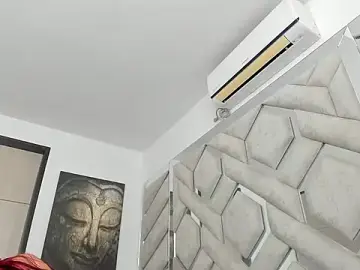 Stripchat Live Sex Cam of alexandra_fire69x