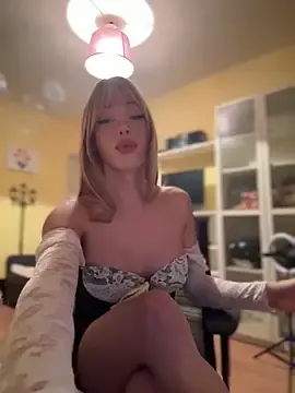 Stripchat Adult Webcams of Carlita_cute