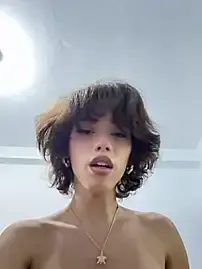 Stripchat Free Porn Cam of Carlita_cute