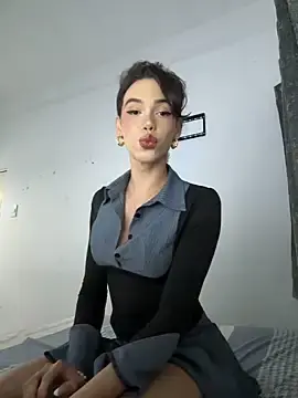 Stripchat Live Sex of Carlita_cute