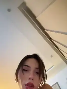 Stripchat Free Porn Cam of Carlita_cute