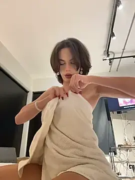 Stripchat Free Porn Cam of Carlita_cute