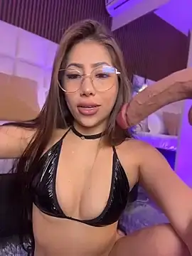 Stripchat Free Live Porn of MelanieHillss
