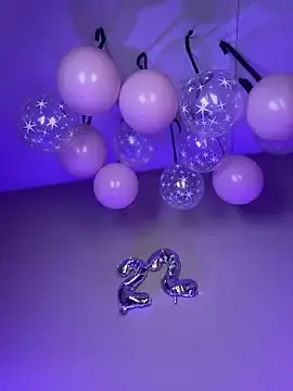 Stripchat Free Live Porn of MelanieHillss