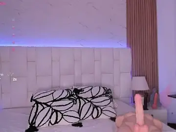 Stripchat Live Porn of isabella_whiithe