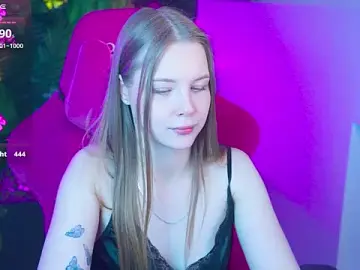 Stripchat Live Sex of CuteMousee