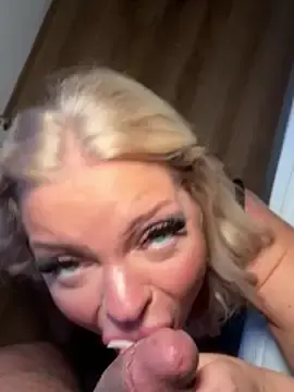 Stripchat Best Webcam of _Lilly_angel