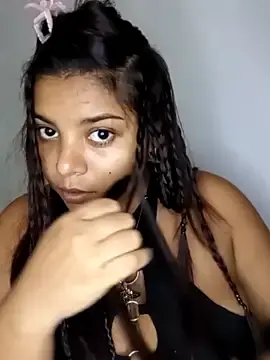 Stripchat Nude Webcam of stefanie010