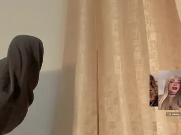 Stripchat Live Porn of isabelsexysmile_