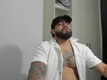 Stripchat Adult Webcam of _Coddygold_