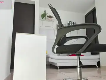 Stripchat Sex Cam of miss_secretary