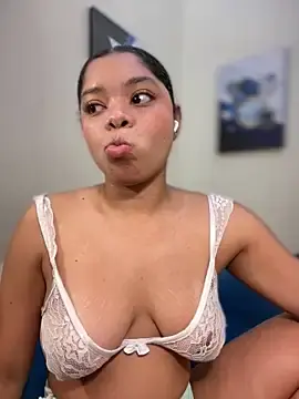 Stripchat Free Porn Cam of ChristyAddams