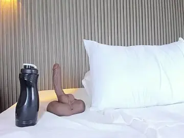 Stripchat Live Porn of MaluDiaz