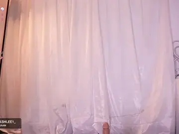 Stripchat Watch Live Sex Cams of ashley2004_x