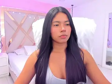 Stripchat Sex Cam of samantaa_shy