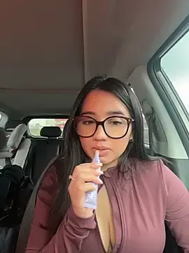 Stripchat Free Porn Cam of Michelle_Zoe