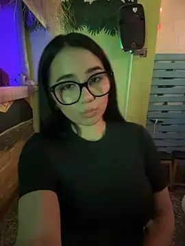 Stripchat Free Porn Cam of Michelle_Zoe