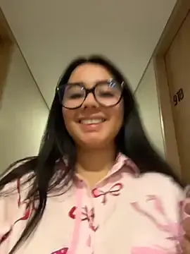 Stripchat Free Live Porn of Michelle_Zoe