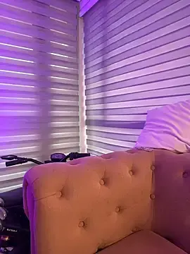 Stripchat Nude Webcam of Michelle_Zoe