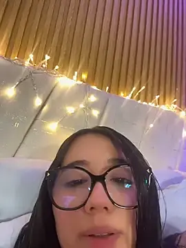 Stripchat Live Sex Cam of Michelle_Zoe
