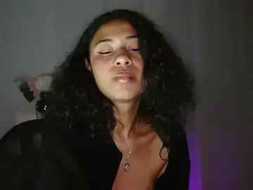Stripchat Live Porn of dark_enchantress_