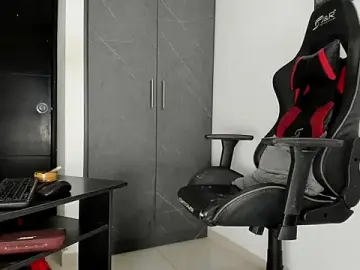 Stripchat Free Live Porn of sergiio_mesa27