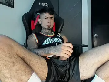 Stripchat Best live sex cam show of sergiio_mesa27