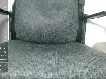 Stripchat Live Sex Cam of Luna-Naughty